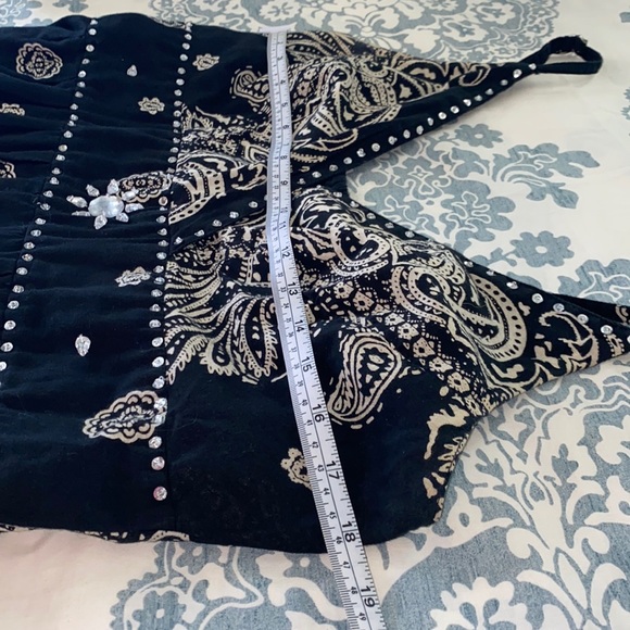 Cassee’s Sundress. Black & white print w/adornments. Fully lined. 100% cotton. - Picture 7 of 12